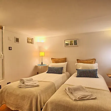 Апартаменты Localtraveling Historic Center Travessa Лиссабон